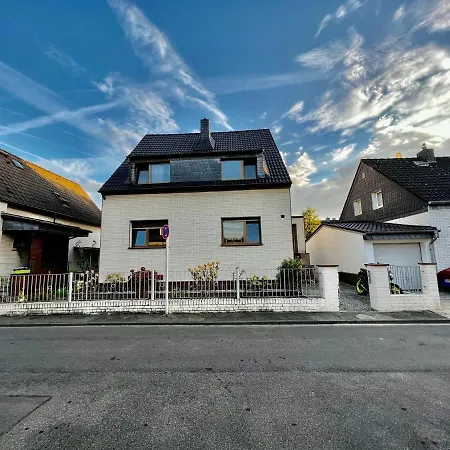 Praktisches Im Grossen Haus Mit Garten Apartment Dusseldorf