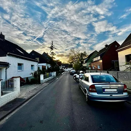 Gemütliches Mit Großer Terrasse Nähe Messe, Flughafen&psd Dome Apartamento Düsseldorf