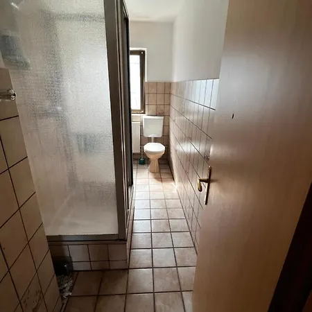 Gemütliches Mit Großer Terrasse Nähe Messe, Flughafen&psd Dome * Düsseldorf