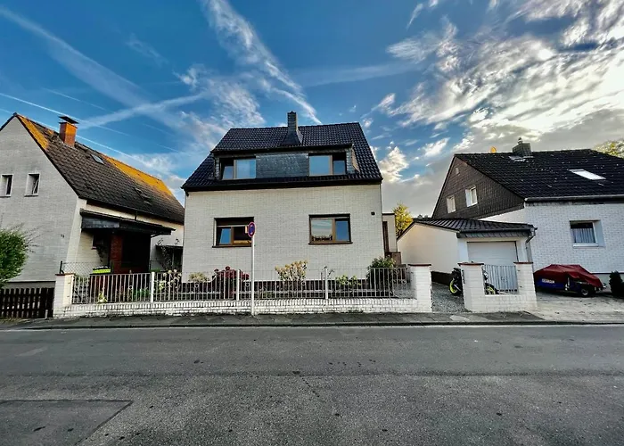 Gemuetliches Mit Grosser Terrasse Naehe Messe, Flughafen & Psd Dome Apartman Düsseldorf